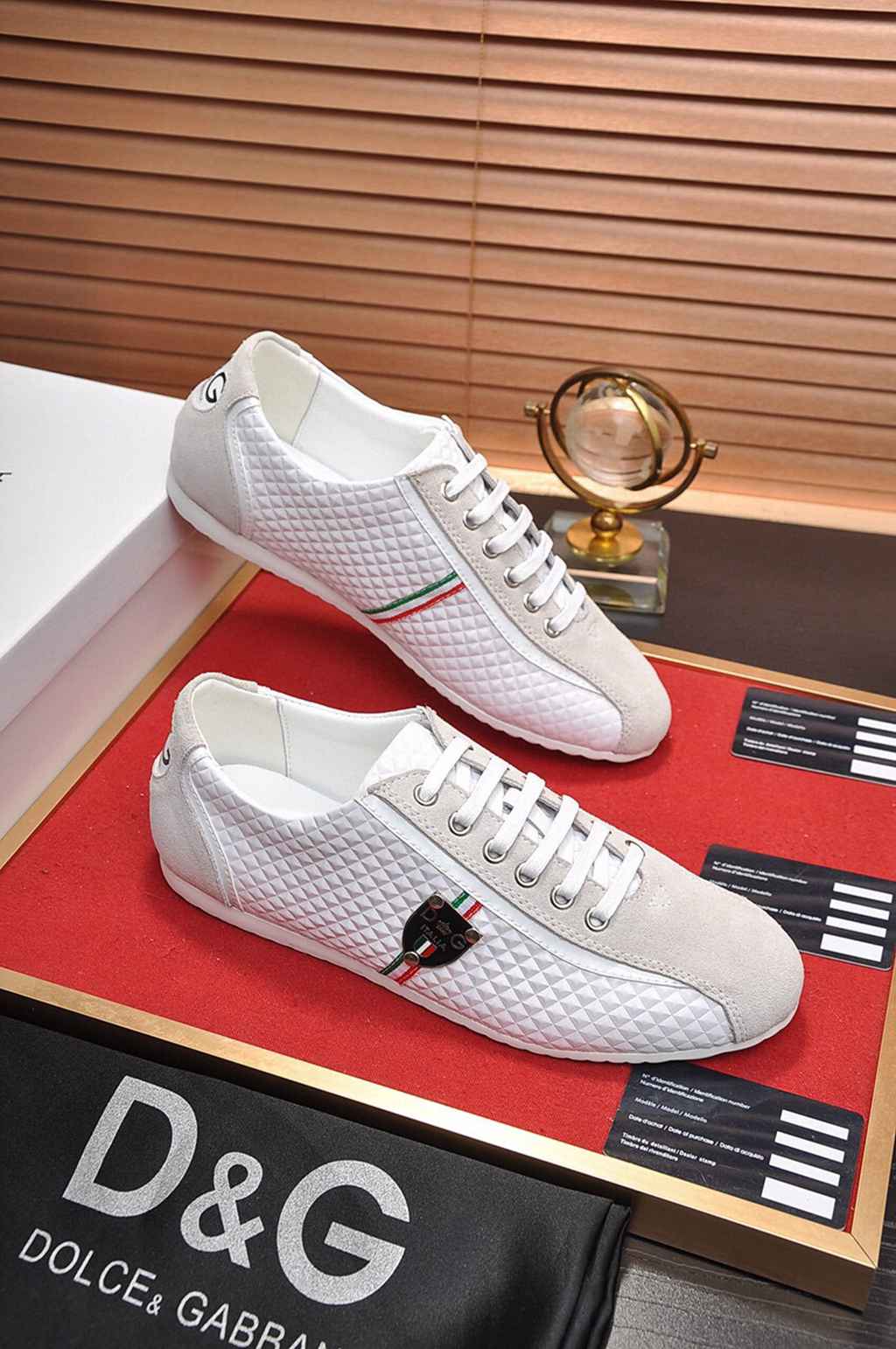 D*G sneaker